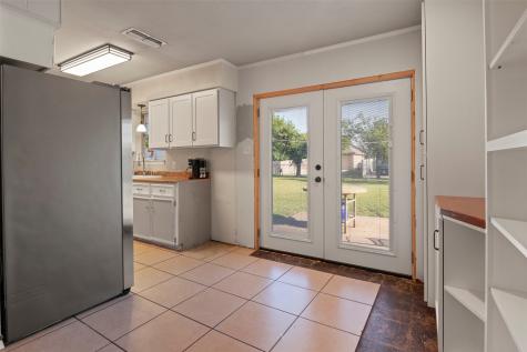 106 Wayne Drive Sanger TX 76266