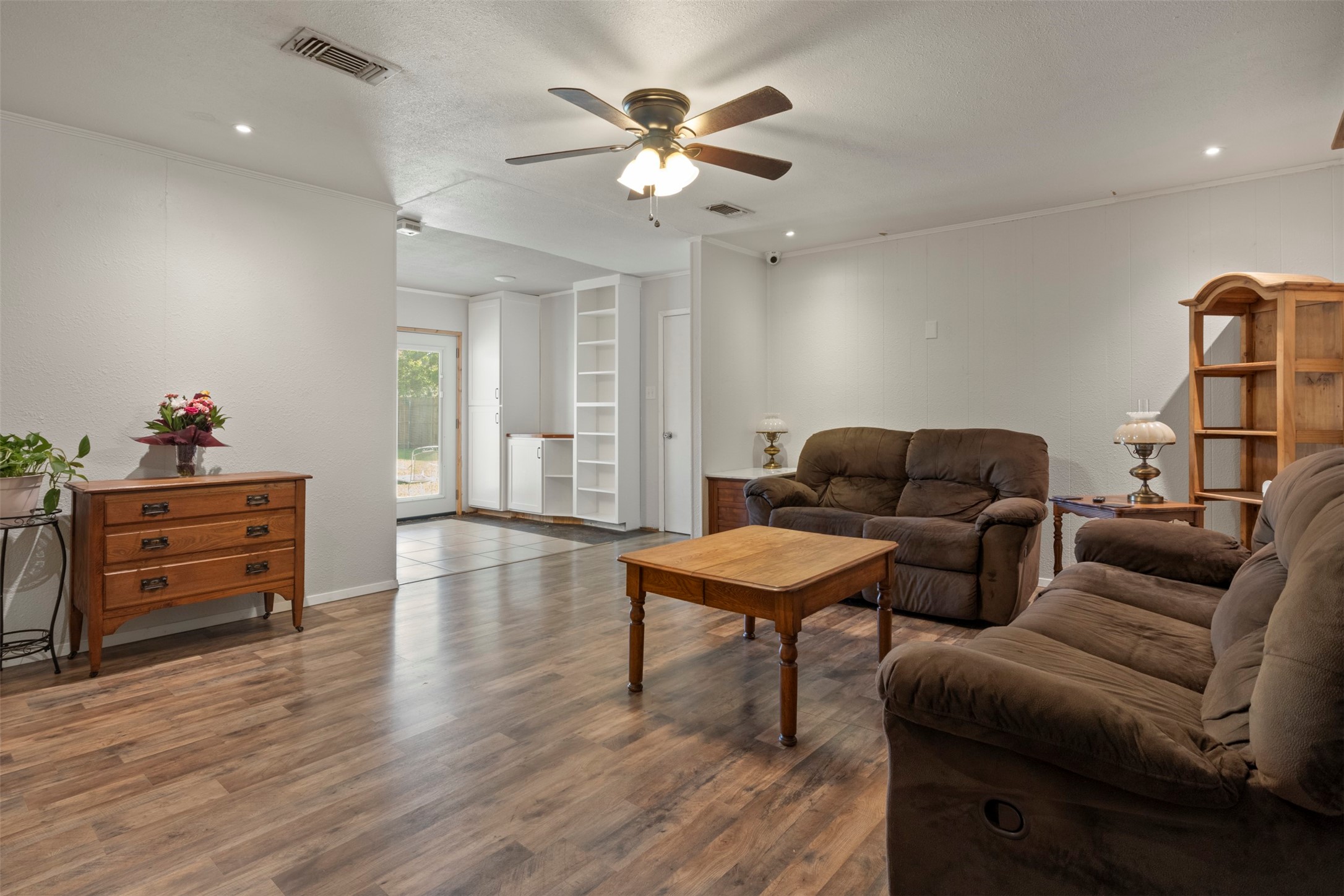 106 Wayne Drive Sanger TX 76266