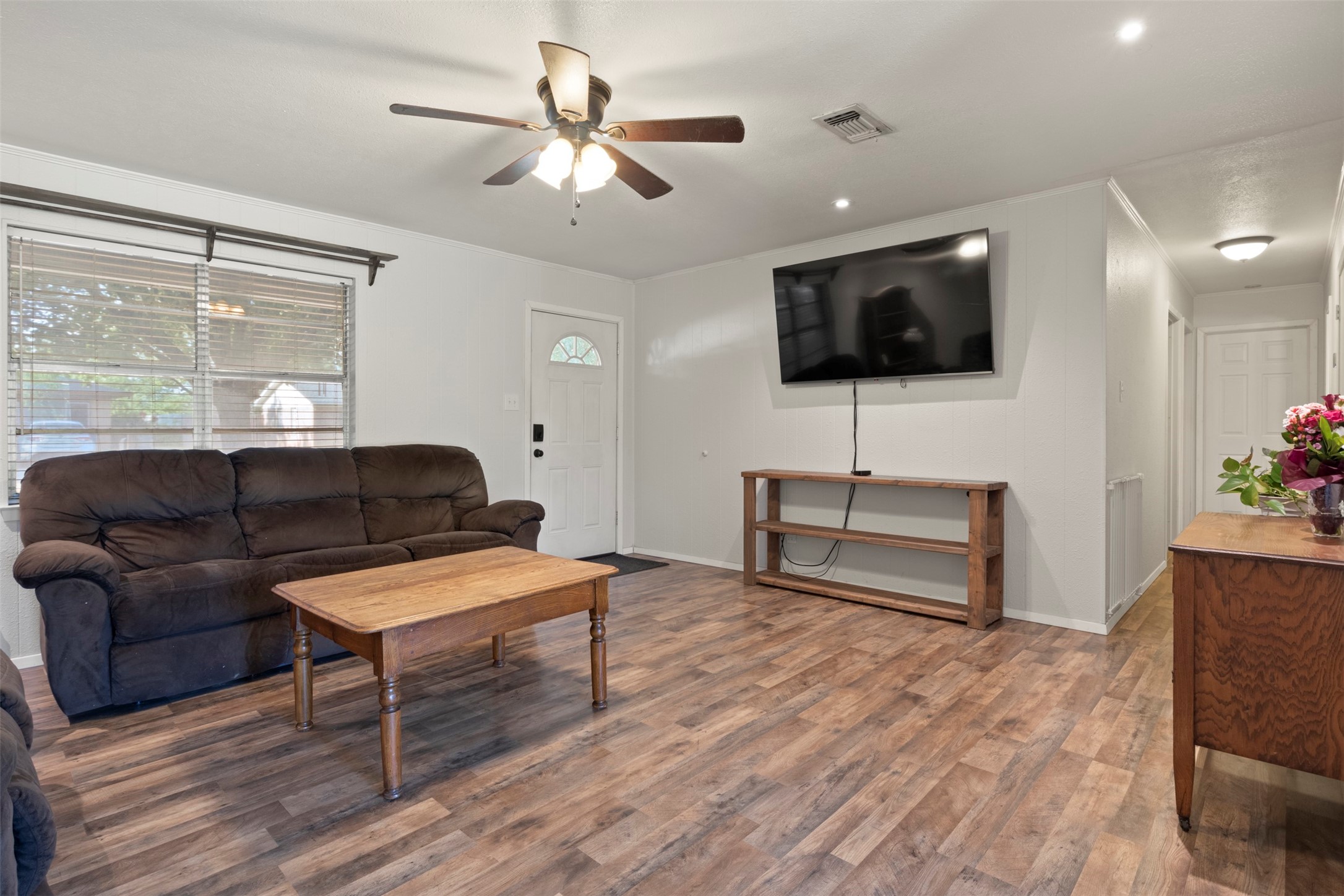 106 Wayne Drive Sanger TX 76266