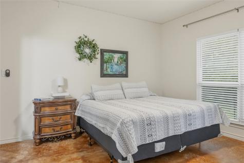 220 Rs County Road 4263 Emory TX 75440