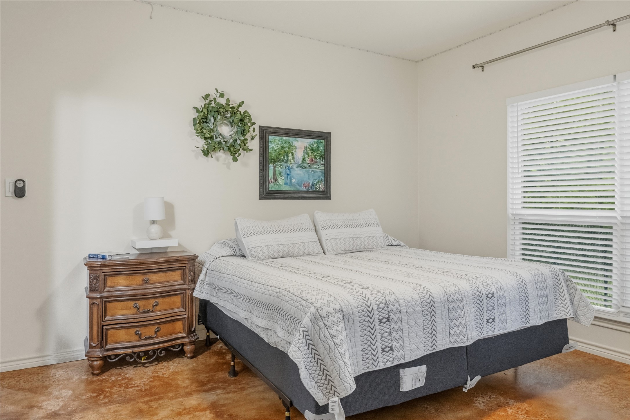 220 Rs County Road 4263 Emory TX 75440