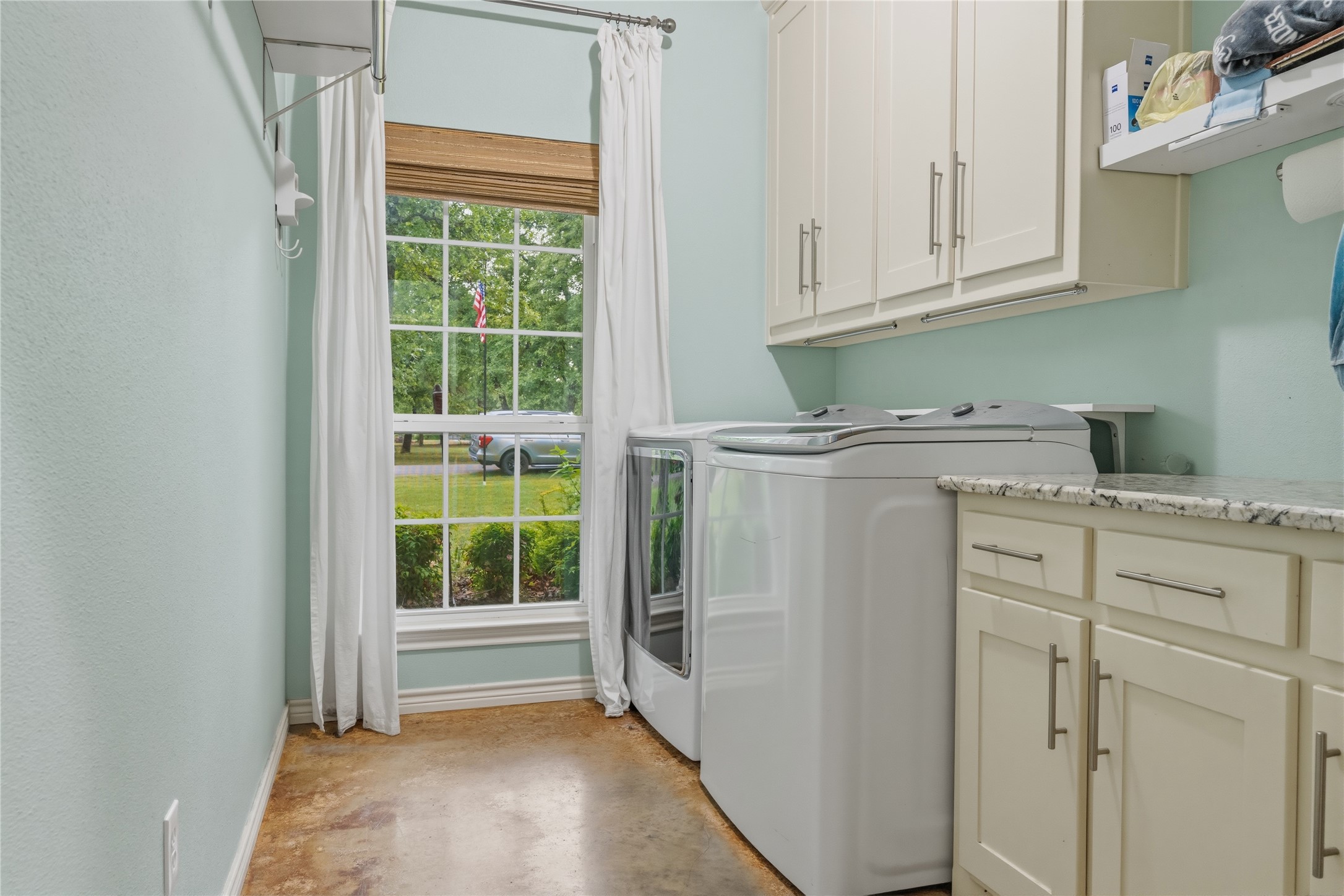 220 Rs County Road 4263 Emory TX 75440