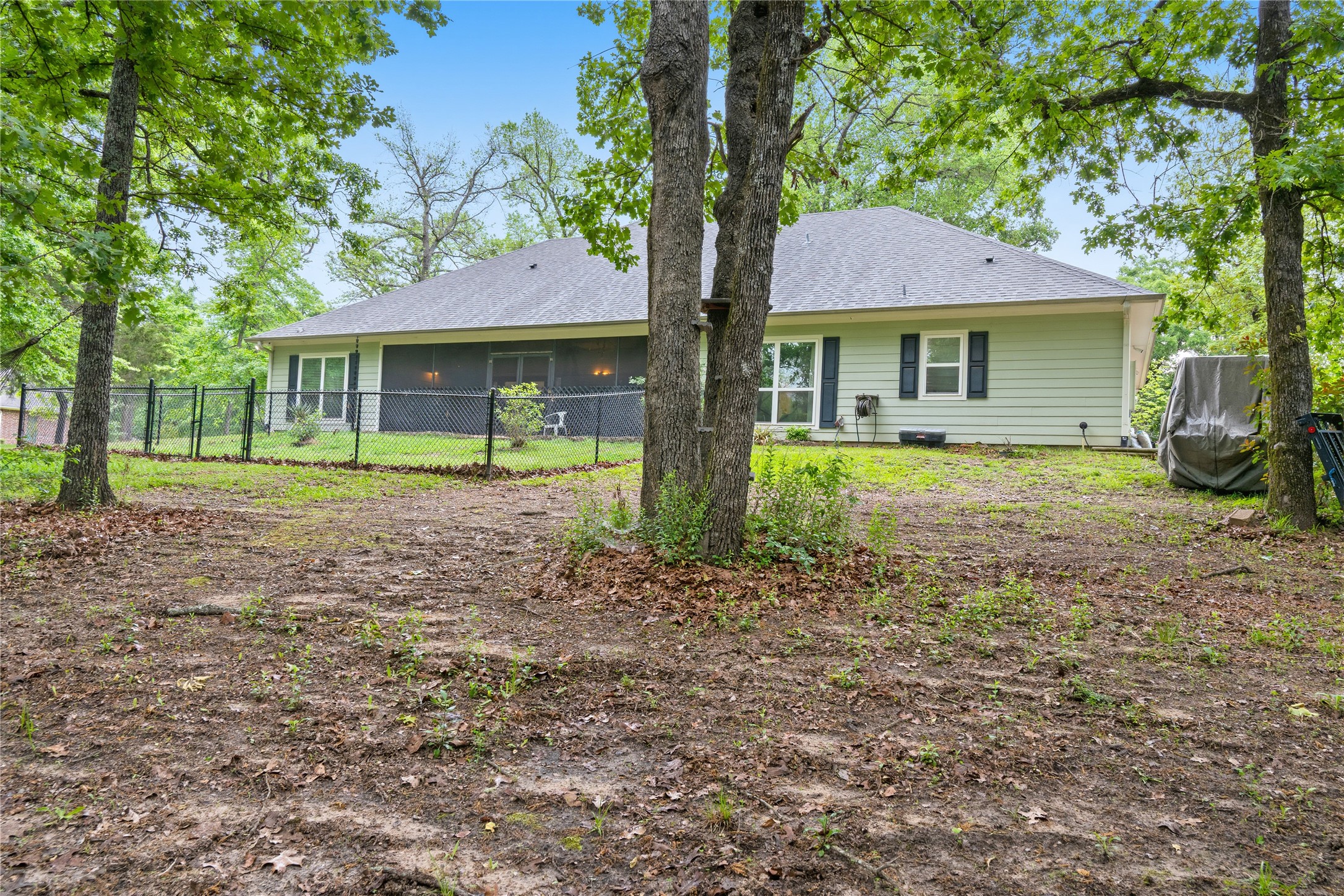 220 Rs County Road 4263 Emory TX 75440