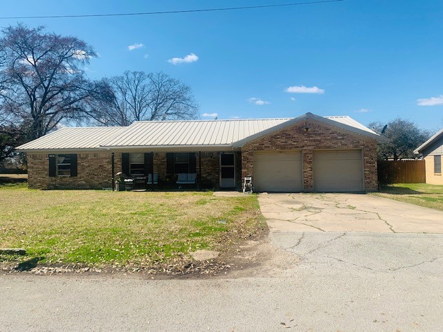 105 Forest Drive Fairfield TX 75840