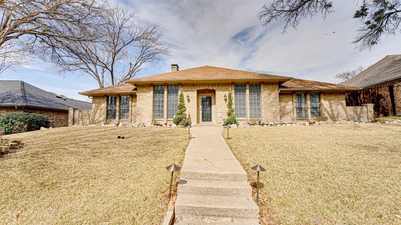 9909 Chimney Hill Lane Dallas TX 75243