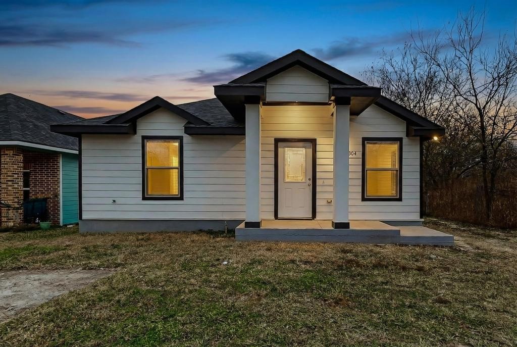 3304 Wellington Street Greenville TX 75401