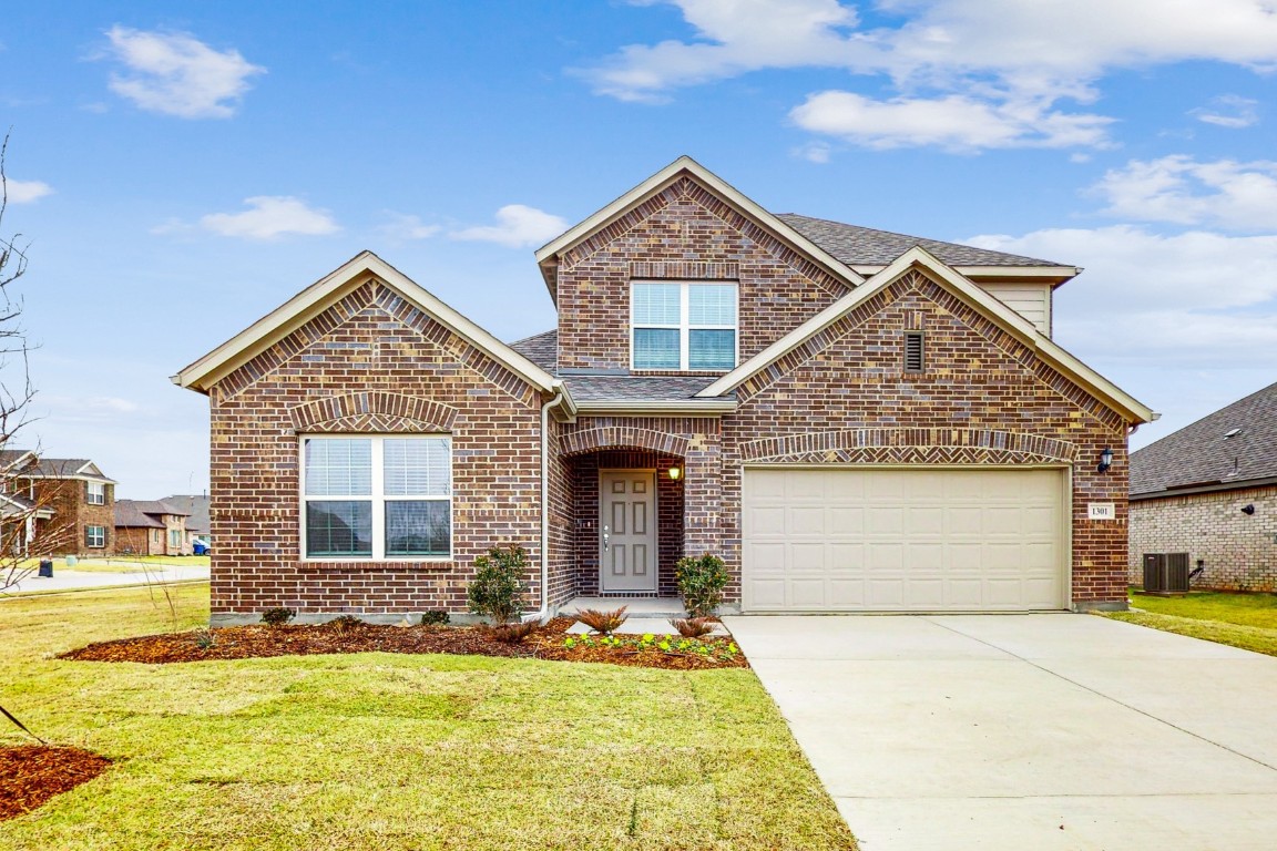1301 Cedar Creek Lane Crowley TX 76036