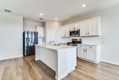1042 Manuel Drive Fate TX 75087