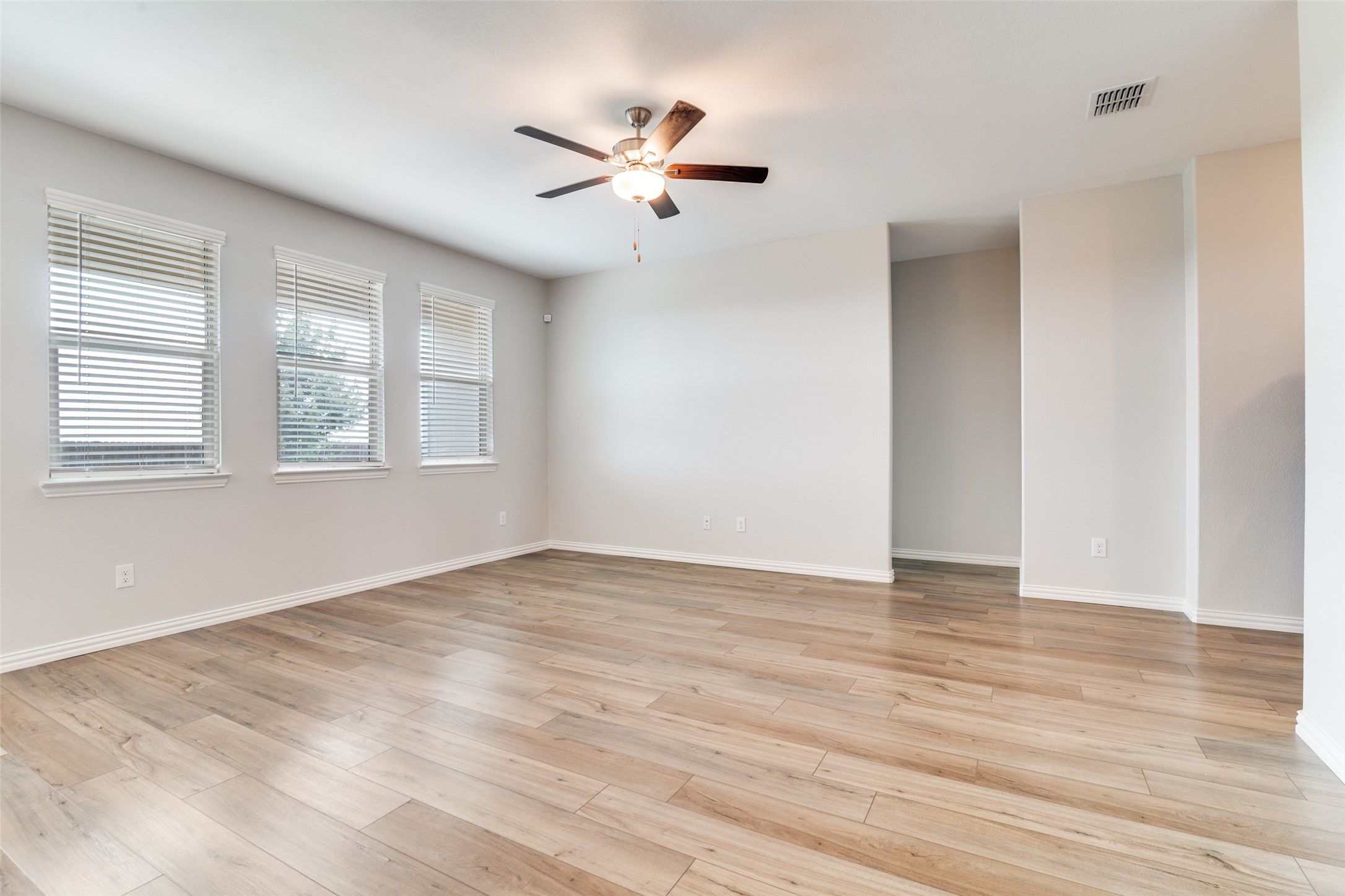 1042 Manuel Drive Fate TX 75087