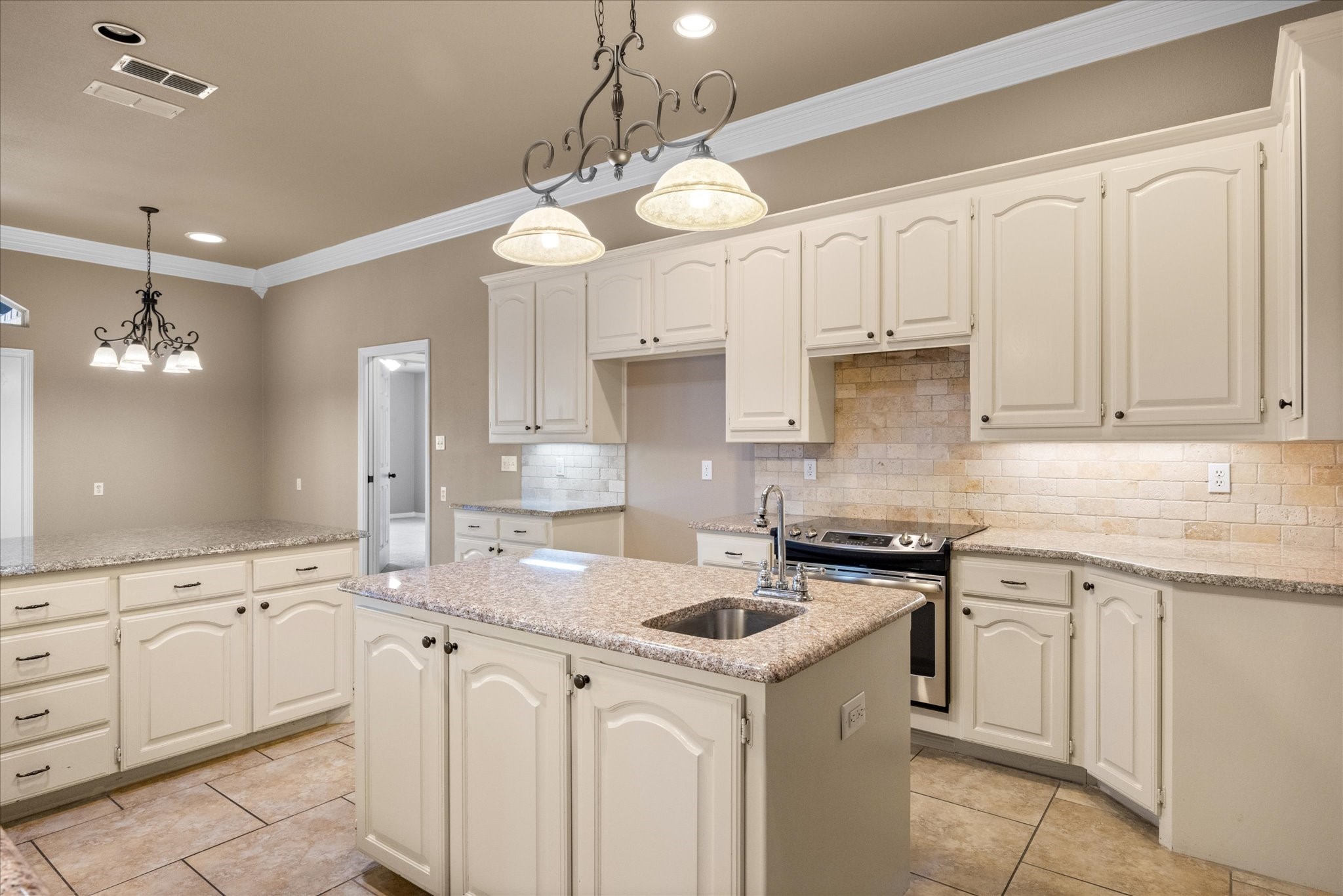 1207 Mallard Way Granbury TX 76048
