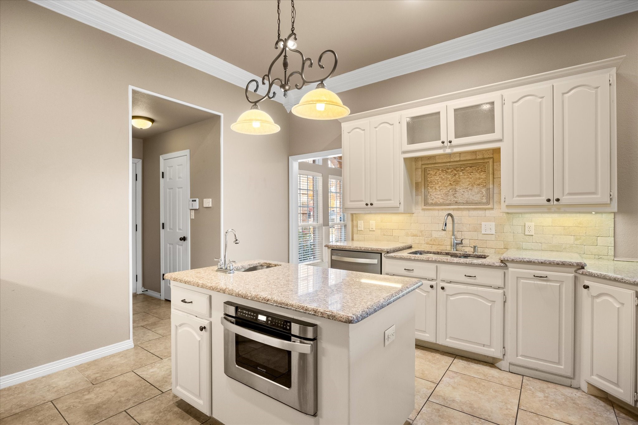 1207 Mallard Way Granbury TX 76048