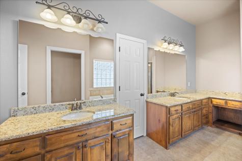 1207 Mallard Way Granbury TX 76048