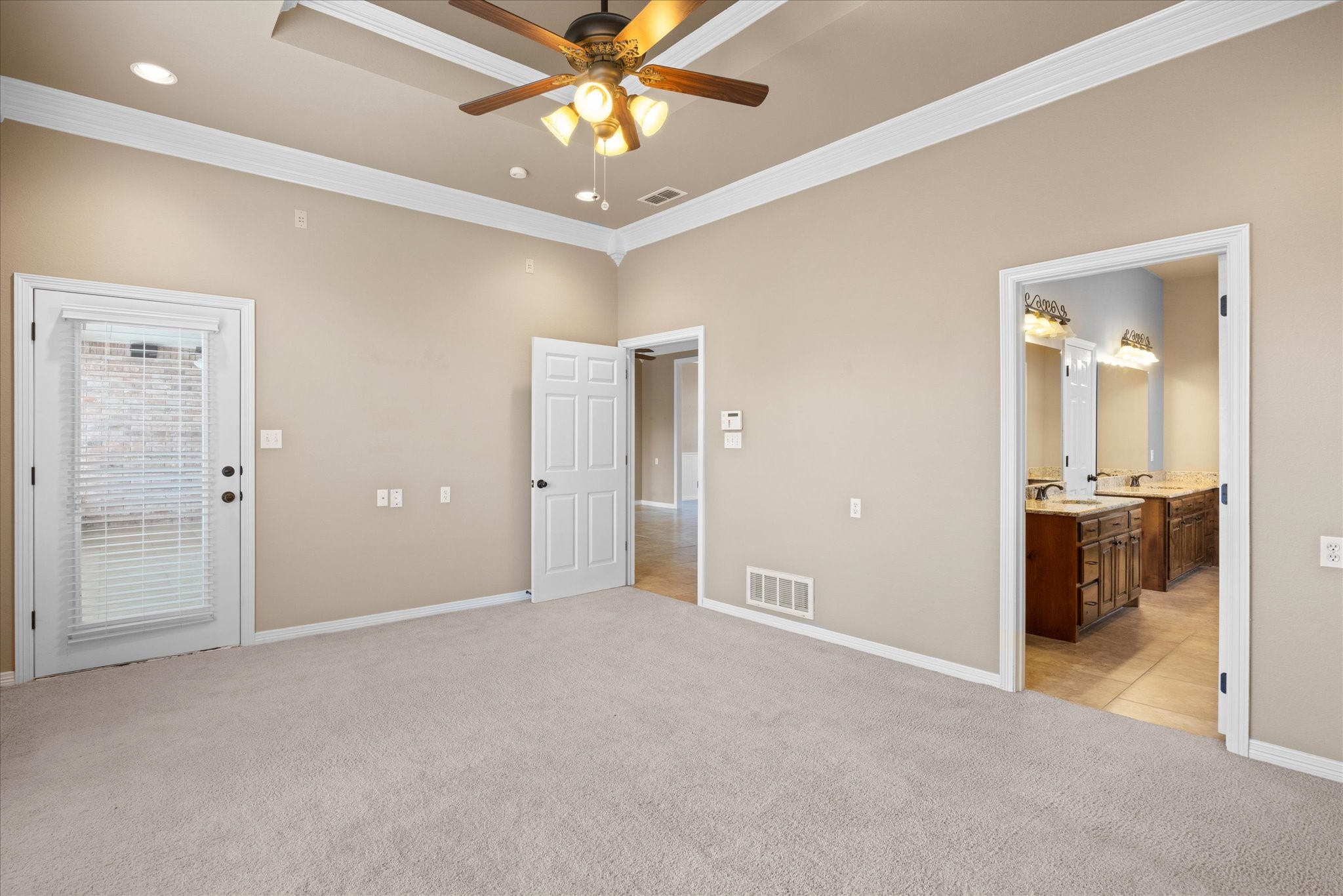 1207 Mallard Way Granbury TX 76048
