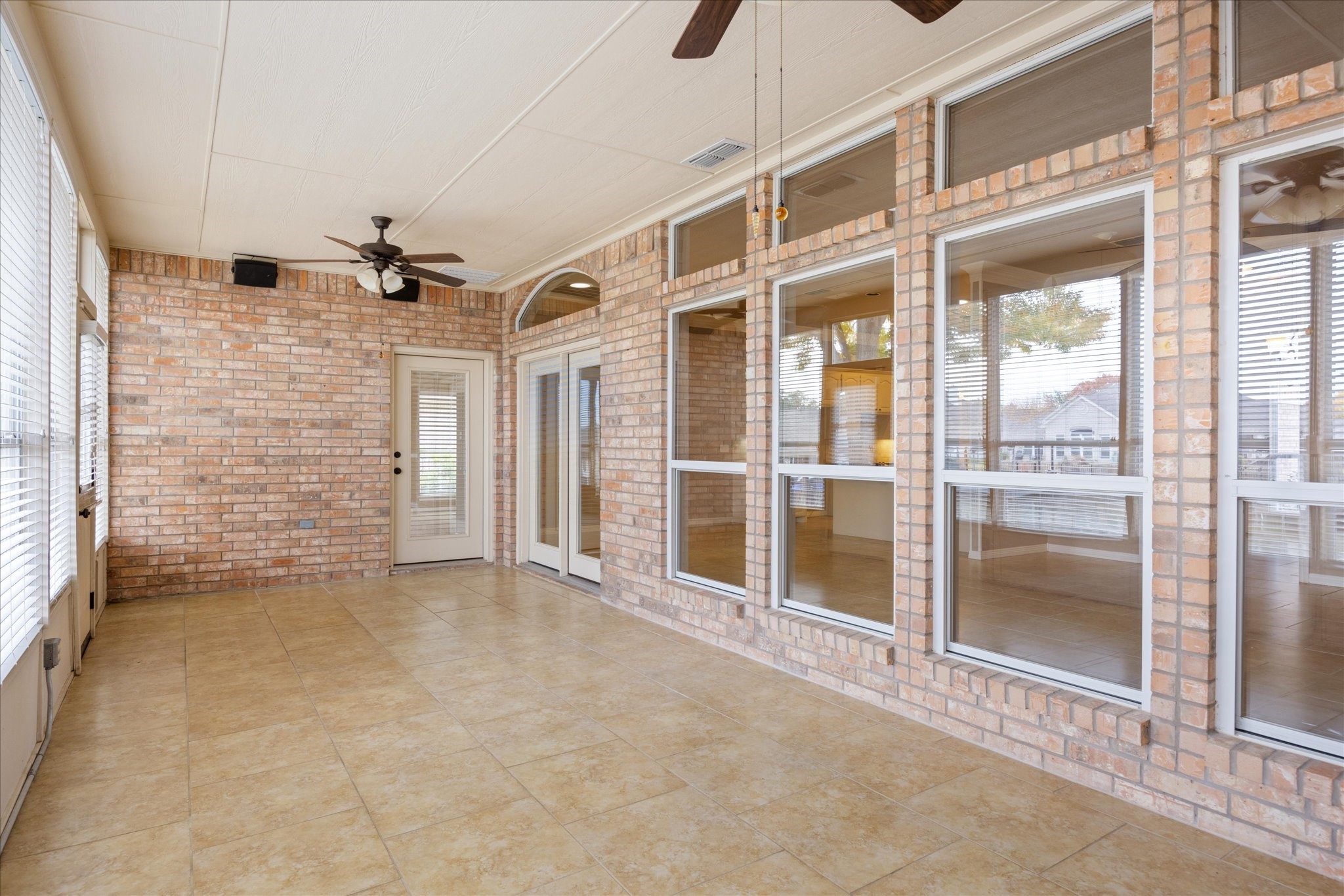 1207 Mallard Way Granbury TX 76048