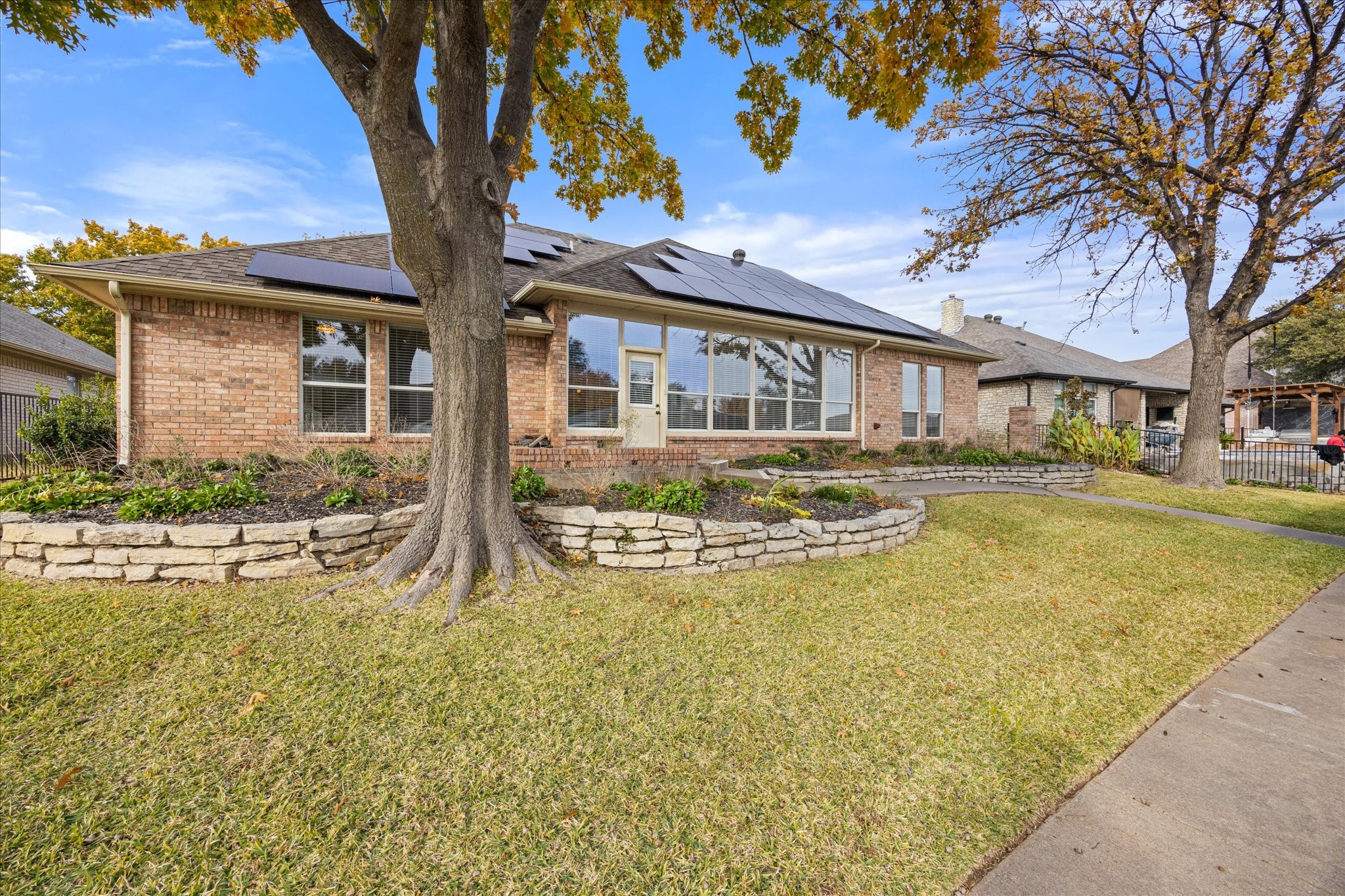 1207 Mallard Way Granbury TX 76048