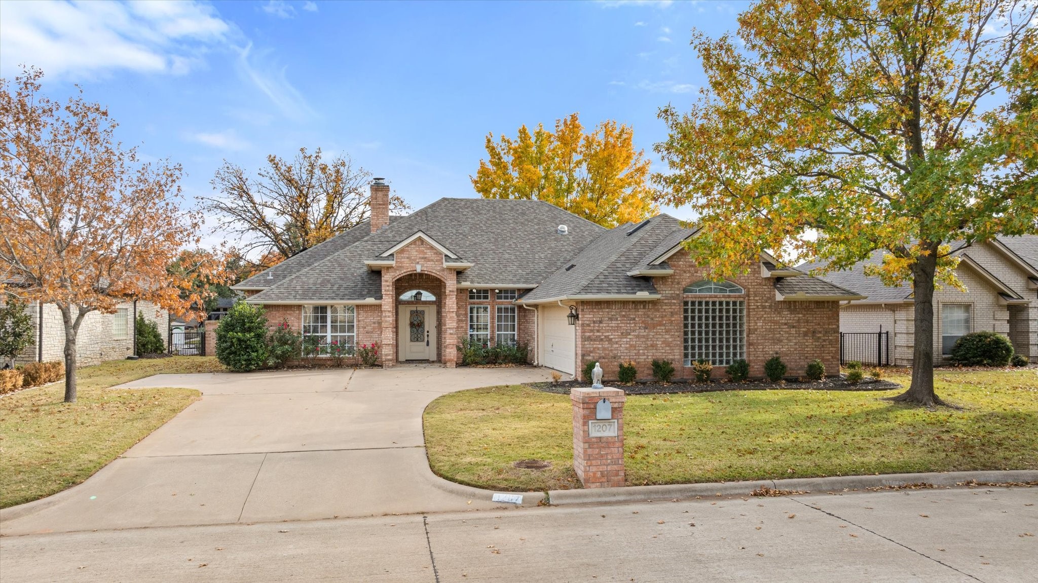 1207 Mallard Way Granbury TX 76048