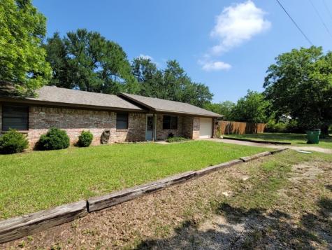 275 E Clifton Street Stephenville TX 76401