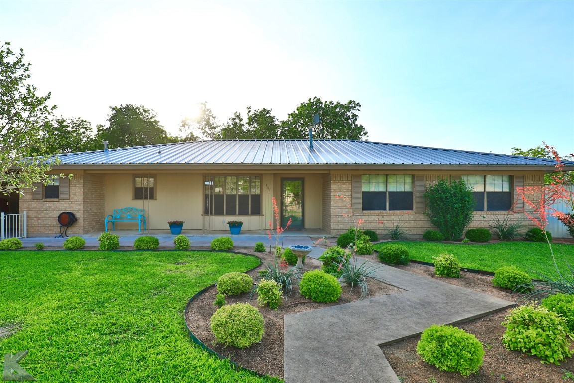 431 Kennedy Street Clyde TX 79510