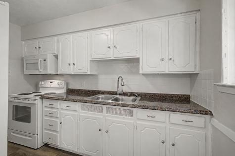 313 NW Jayellen Avenue Burleson TX 76028