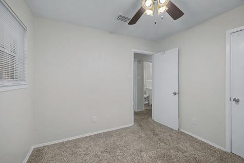 313 NW Jayellen Avenue Burleson TX 76028