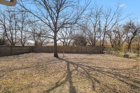 313 NW Jayellen Avenue Burleson TX 76028