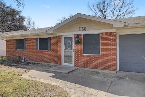 313 NW Jayellen Avenue Burleson TX 76028