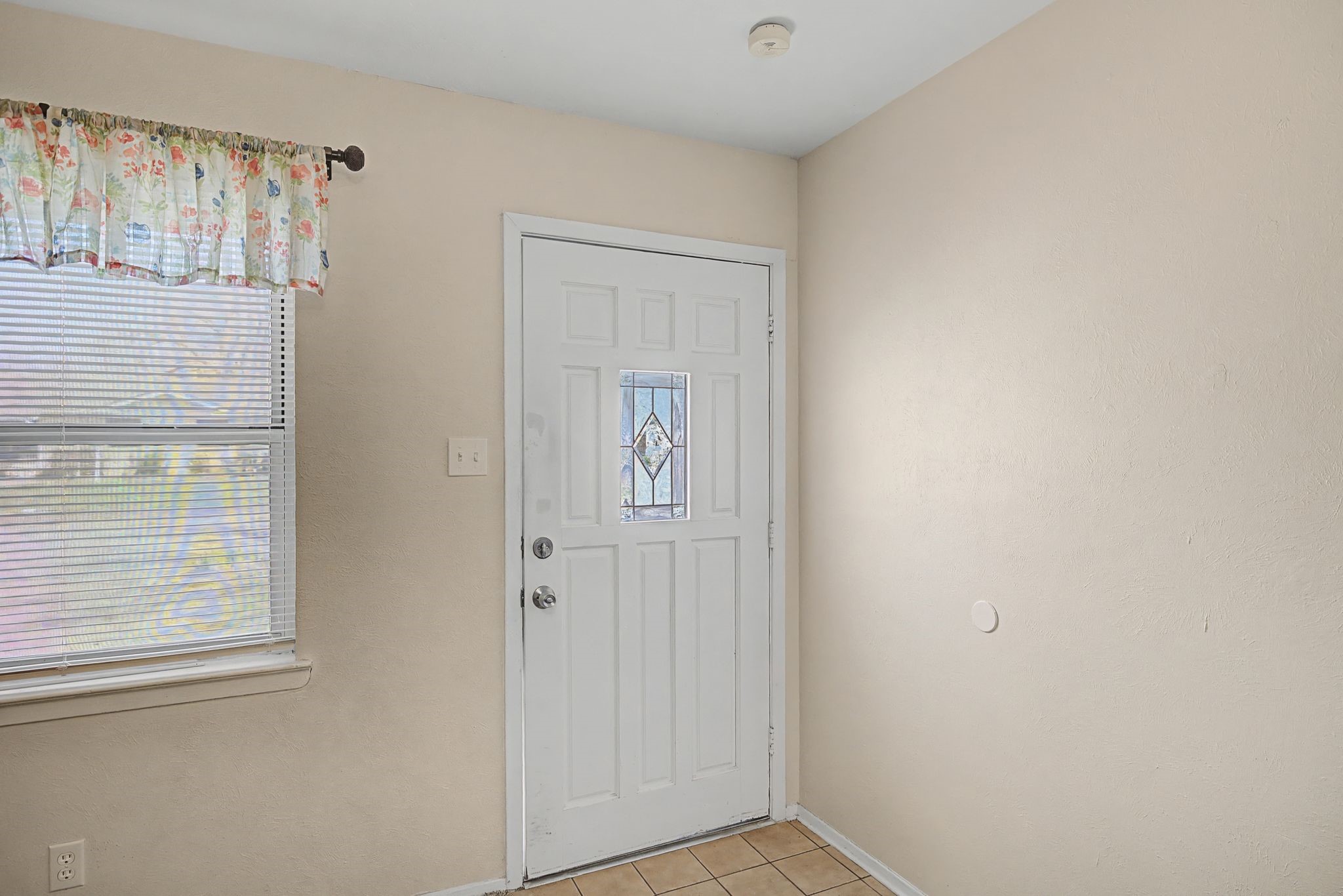 313 NW Jayellen Avenue Burleson TX 76028