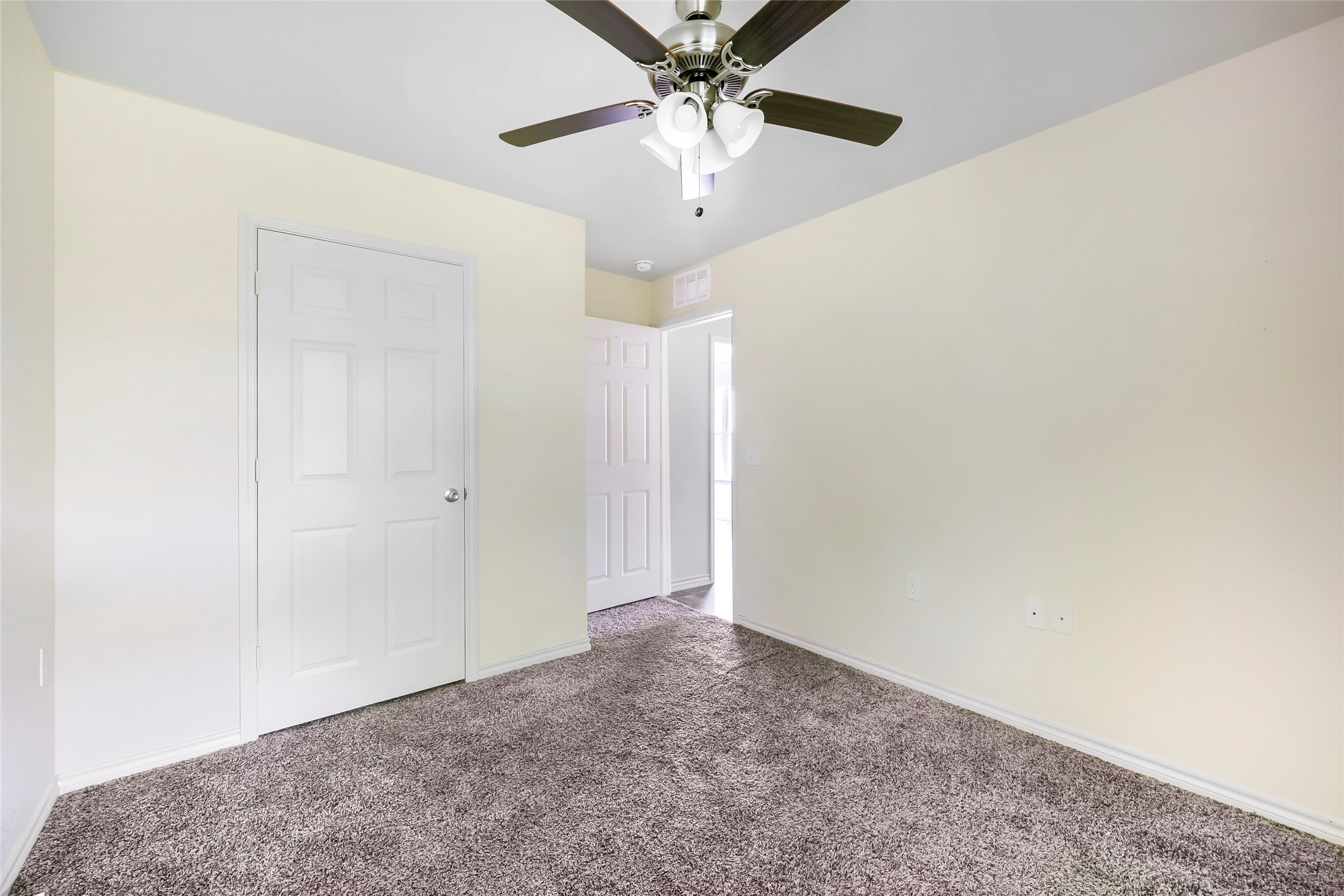 1415 E Jefferson Avenue Fort Worth TX 76104