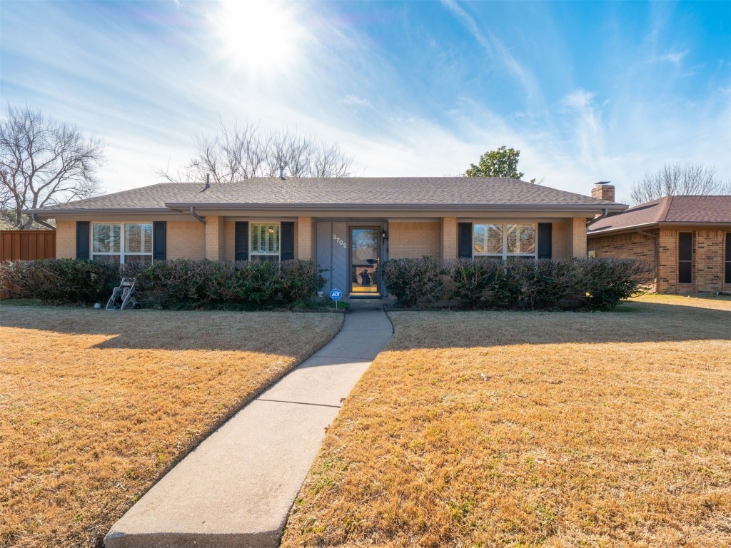 2702 Green Oaks Drive Garland TX 75040
