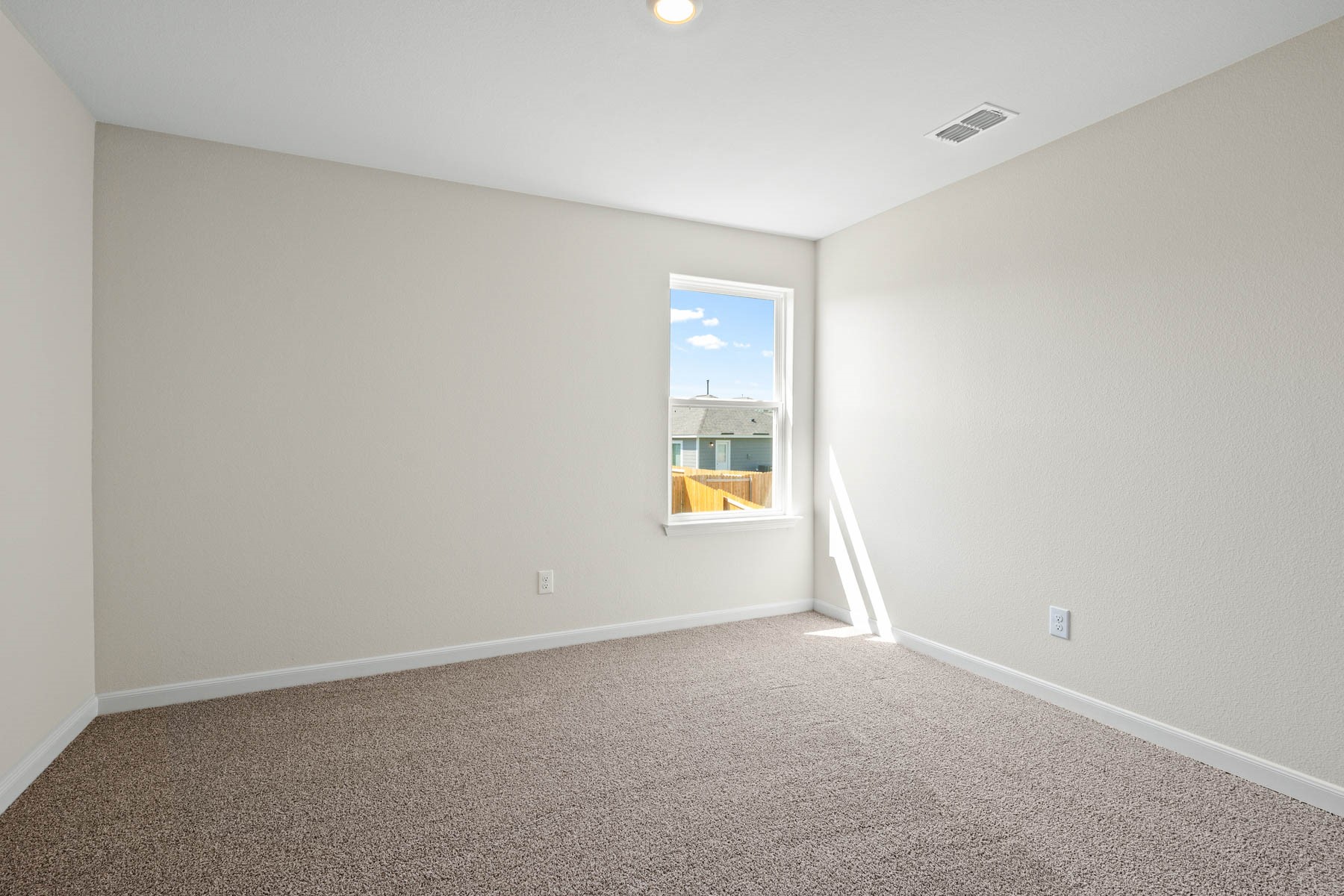8429 Fort Benton Drive Ponder TX 76259