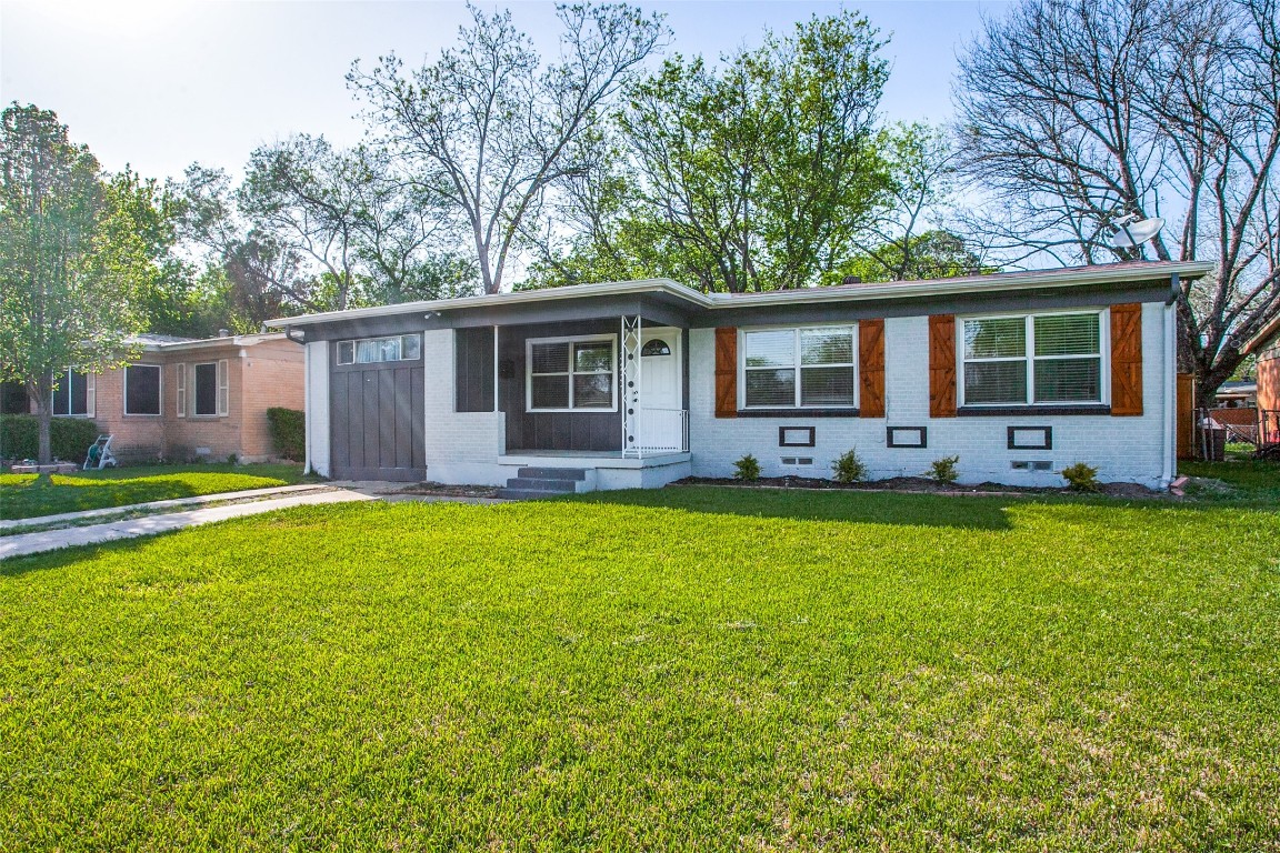 3237 Mayhew Drive Dallas TX 75228