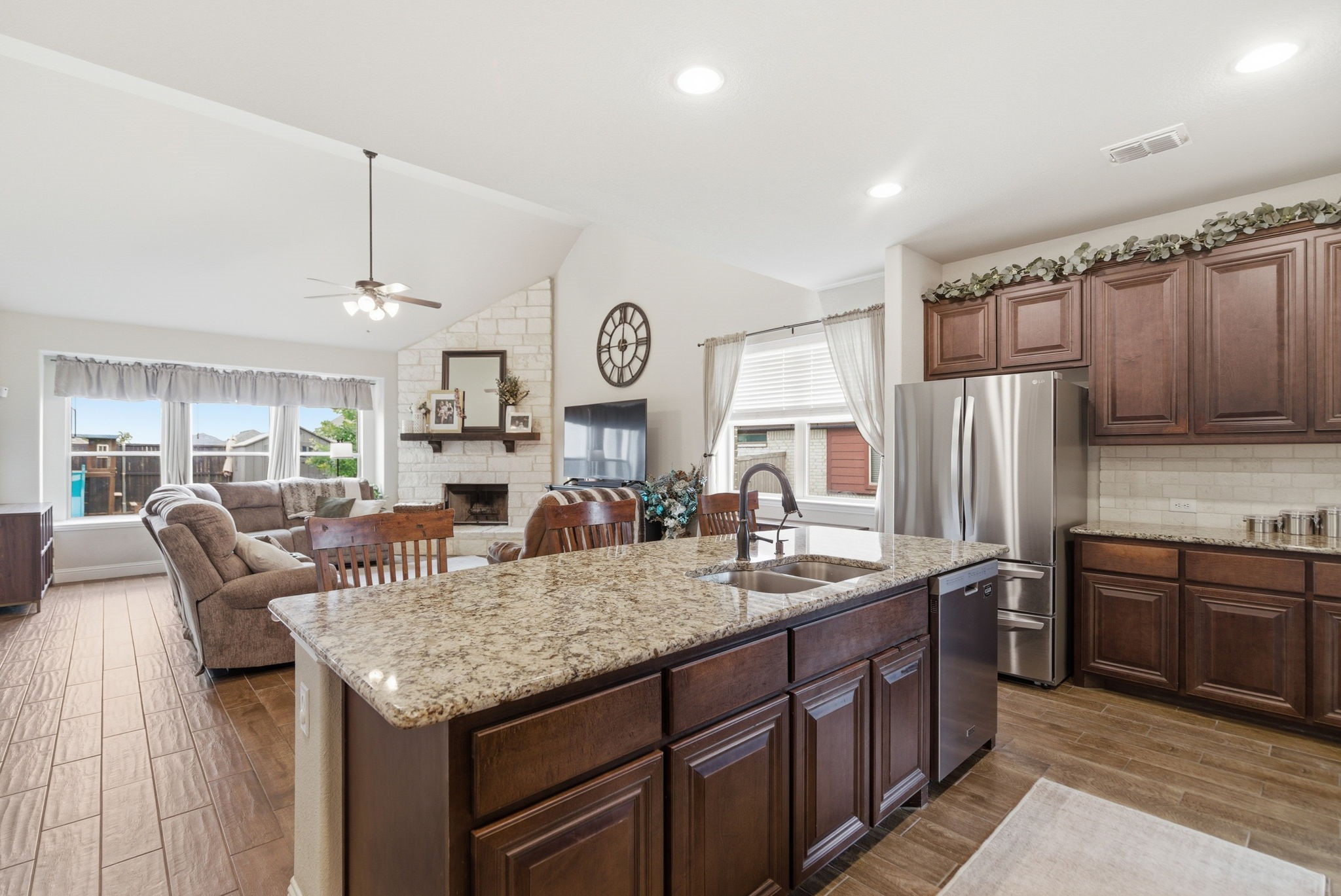 620 Leadtree Trail Fort Worth TX 76108