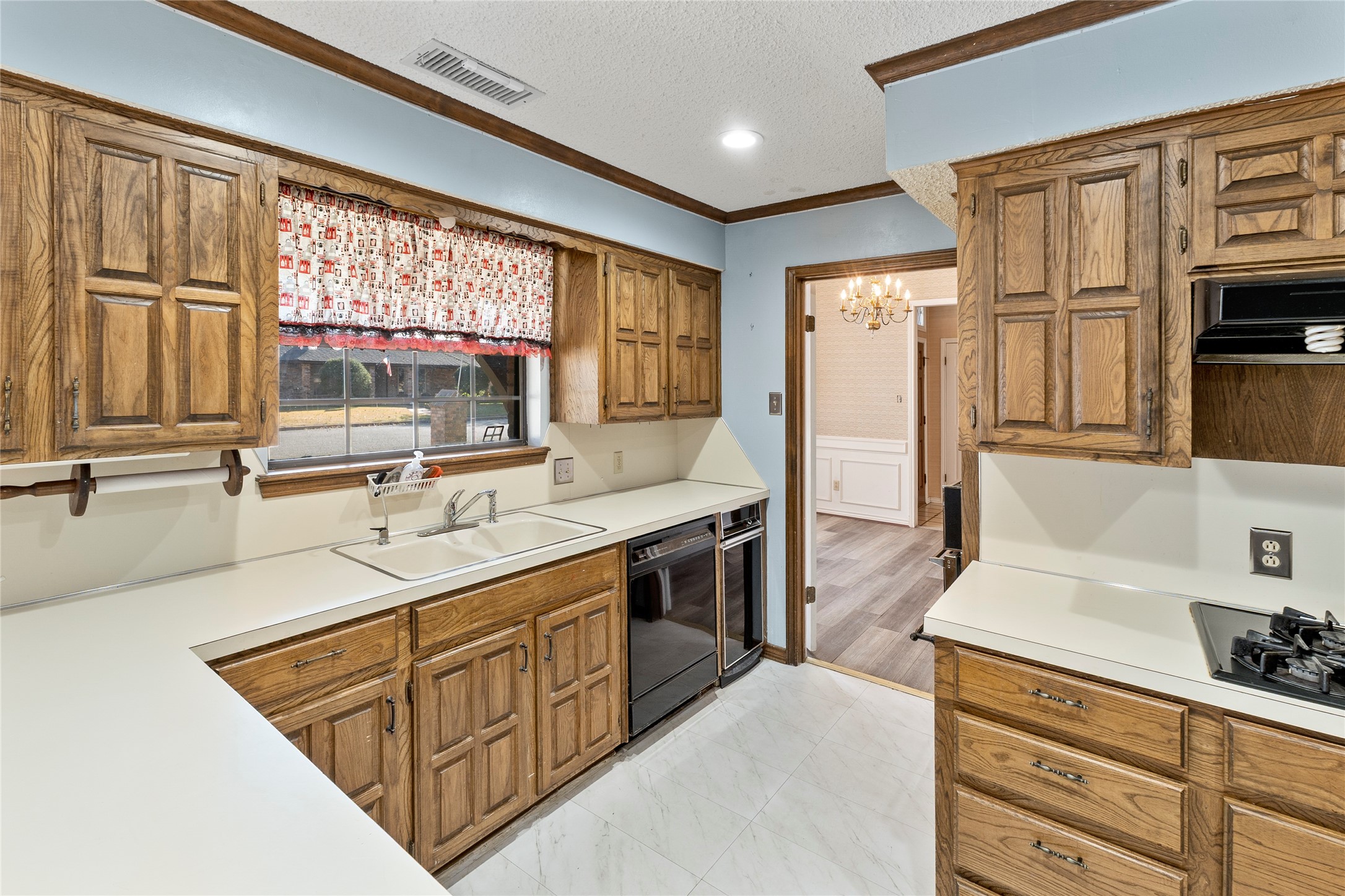 2533 Woodlake Drive Abilene TX 79606