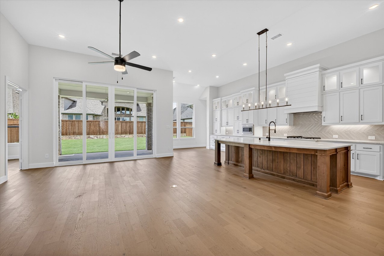 1609 Sandbrock Drive Aubrey TX 76227
