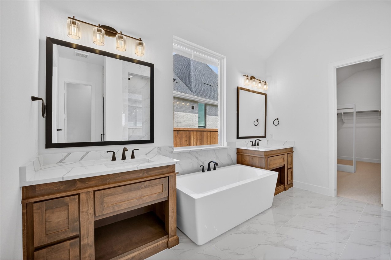 1609 Sandbrock Drive Aubrey TX 76227