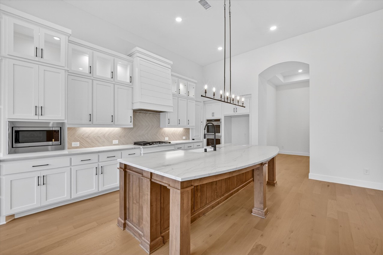 1609 Sandbrock Drive Aubrey TX 76227