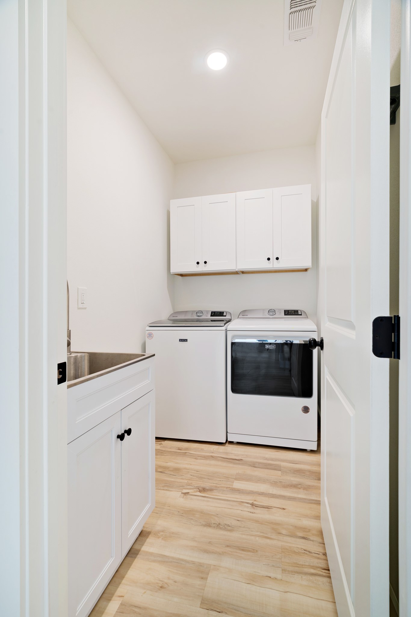 204 Private Road 33083 Sumner TX 75486