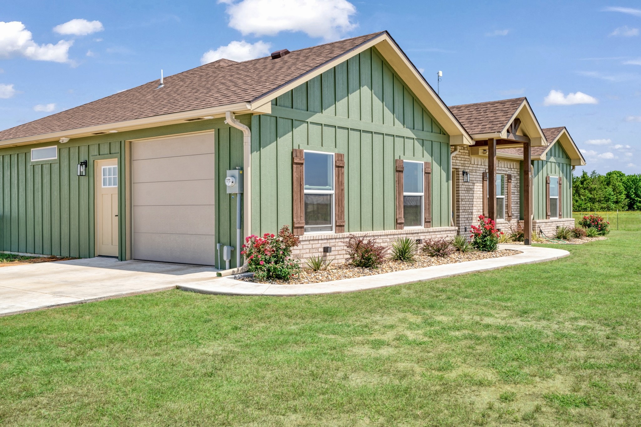 204 Private Road 33083 Sumner TX 75486