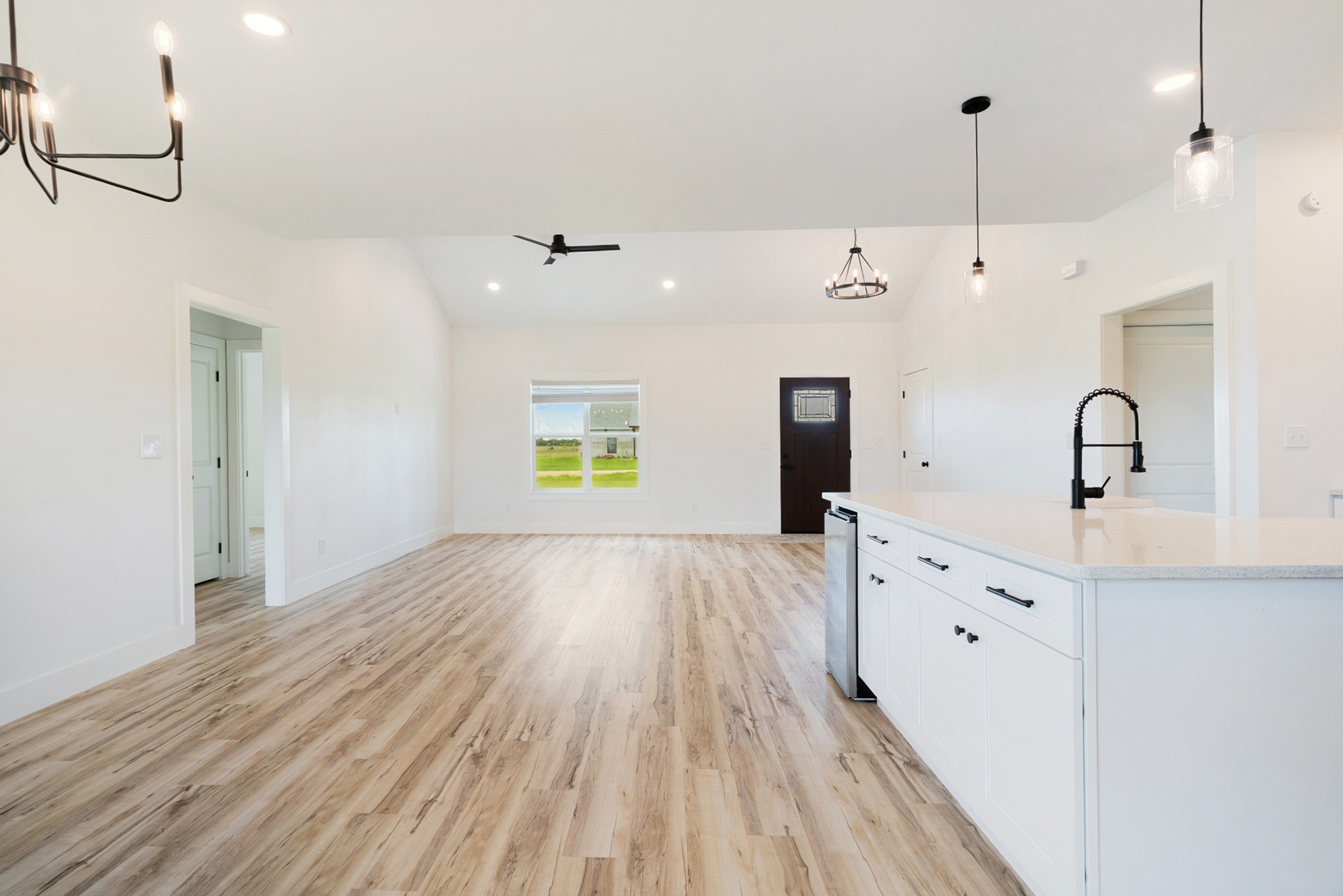 204 Private Road 33083 Sumner TX 75486