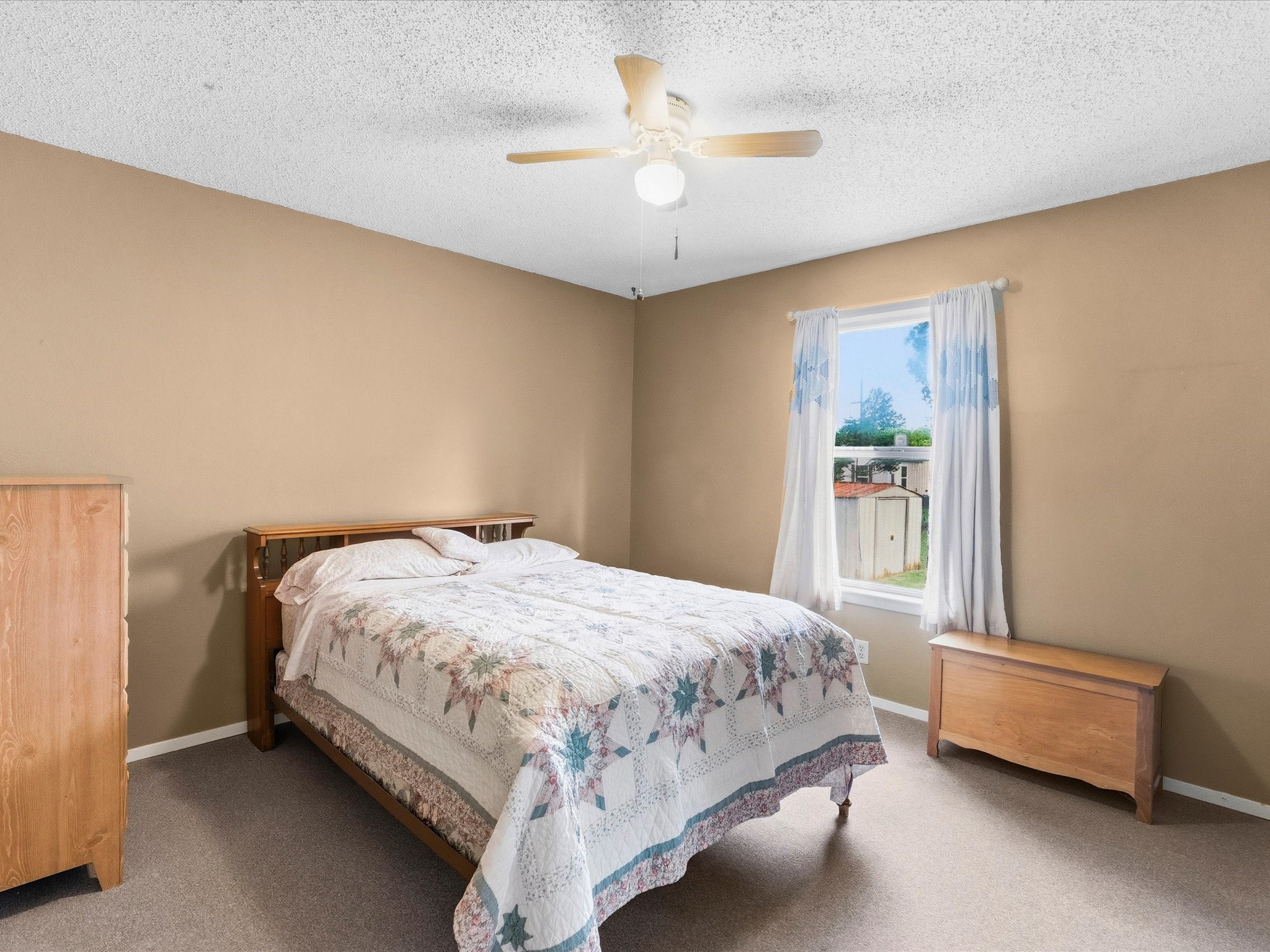 209 W Huffman Street Krum TX 76249