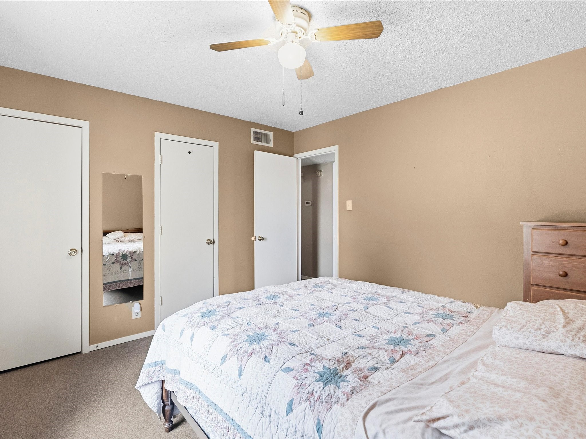 209 W Huffman Street Krum TX 76249