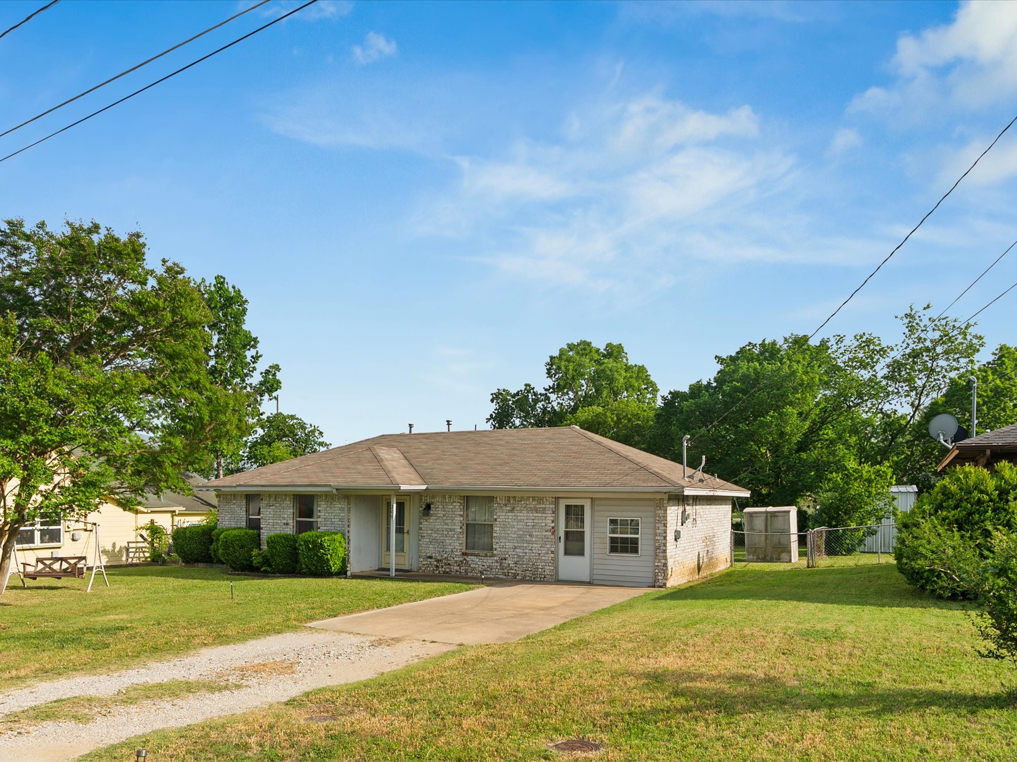 209 W Huffman Street Krum TX 76249