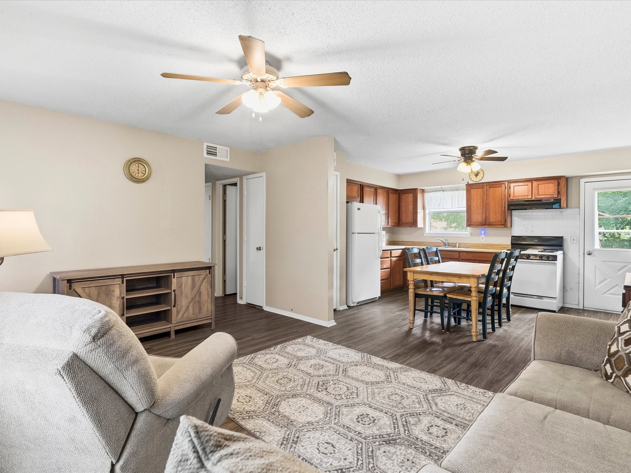 209 W Huffman Street Krum TX 76249