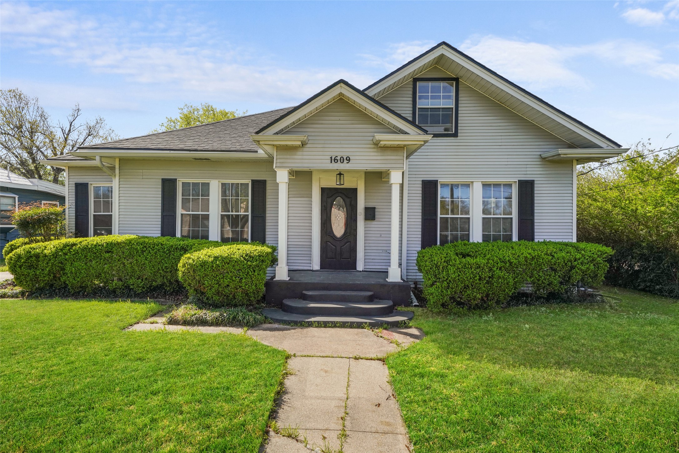 1609 Walworth Street Greenville TX 75401