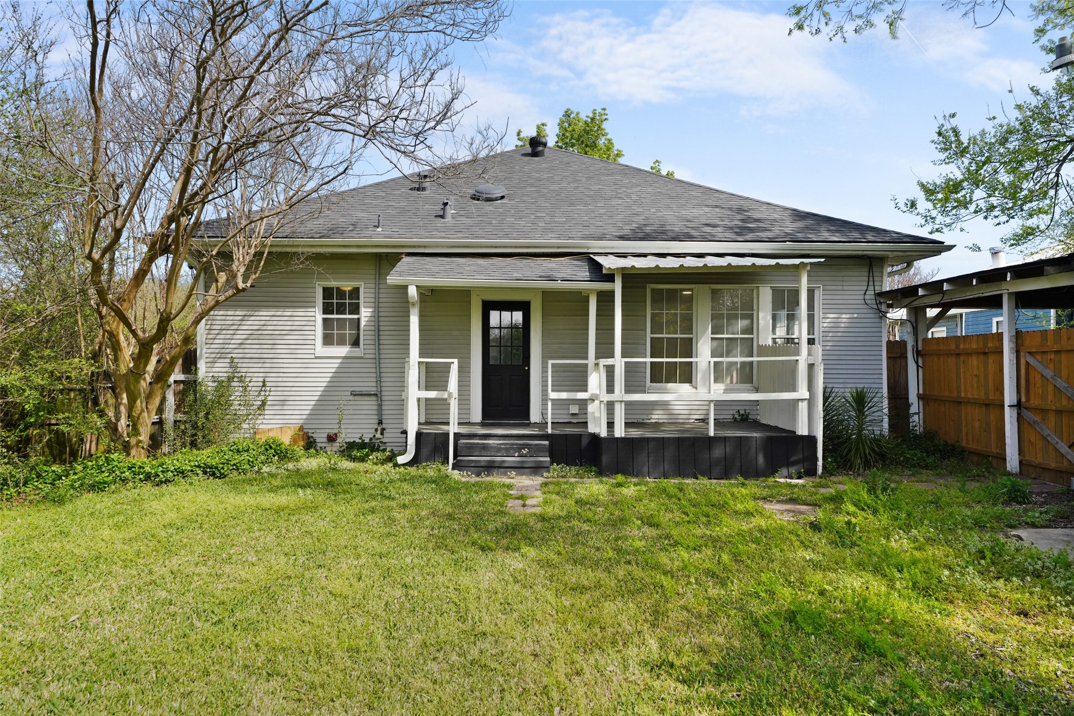 1609 Walworth Street Greenville TX 75401