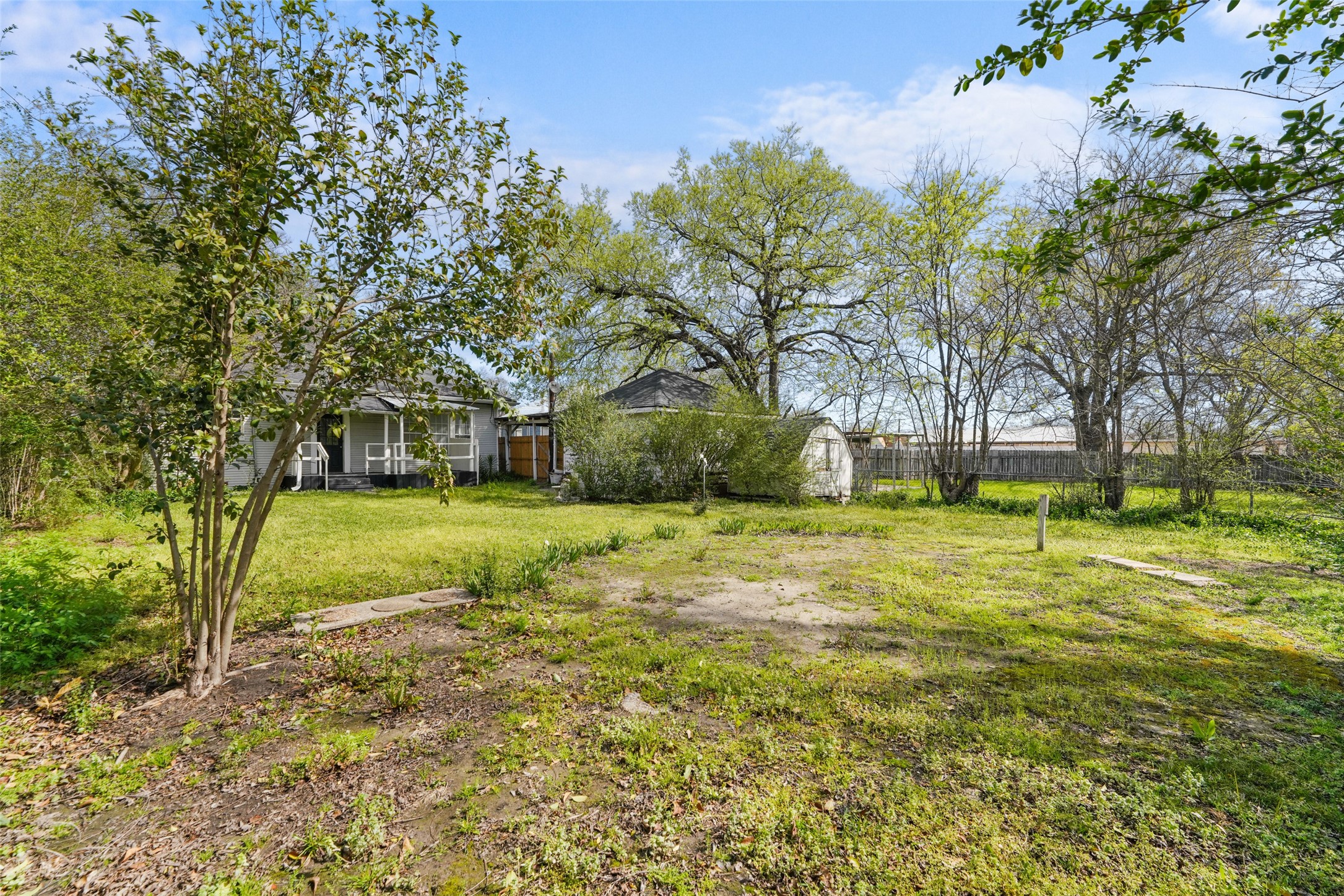 1609 Walworth Street Greenville TX 75401