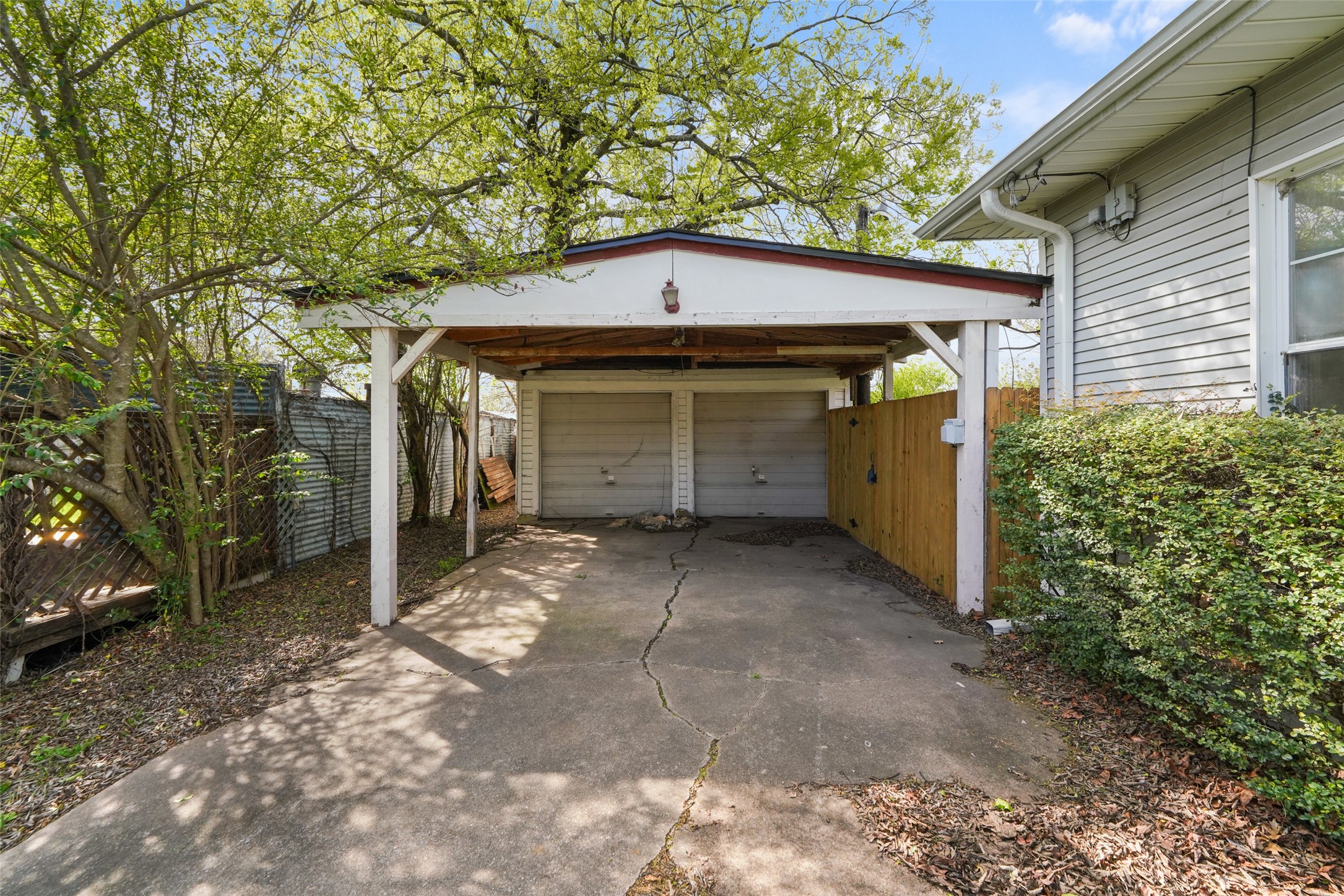 1609 Walworth Street Greenville TX 75401