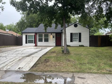 722 SE 11th Street Grand Prairie TX 75051