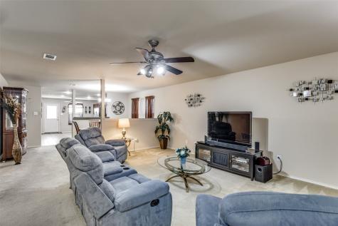 8805 Irish Bend Drive Fort Worth TX 76123