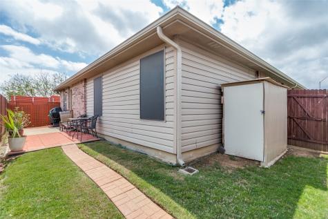 8805 Irish Bend Drive Fort Worth TX 76123
